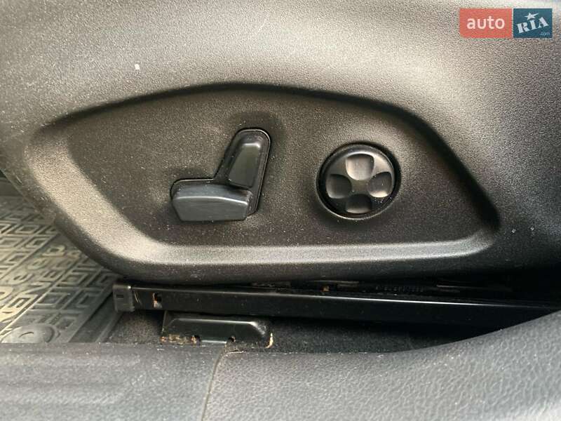 Позашляховик / Кросовер Jeep Renegade 2015 в Чернівцях