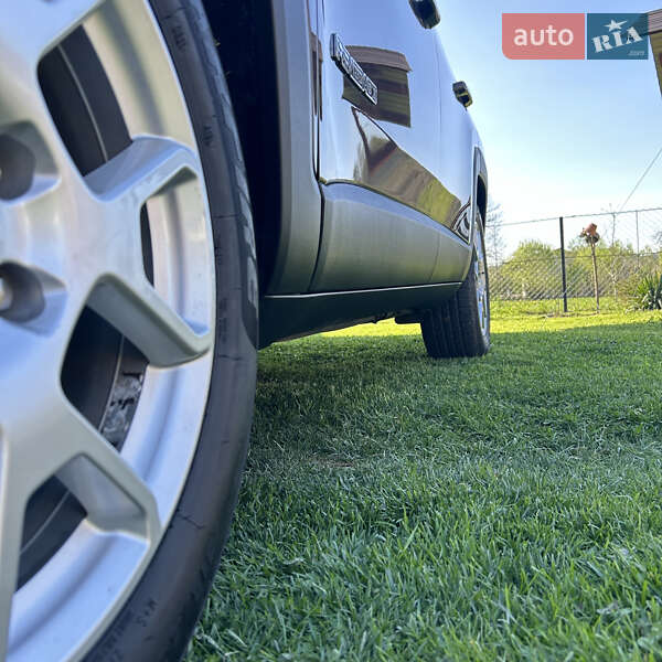 Позашляховик / Кросовер Jeep Renegade 2019 в Яремчі