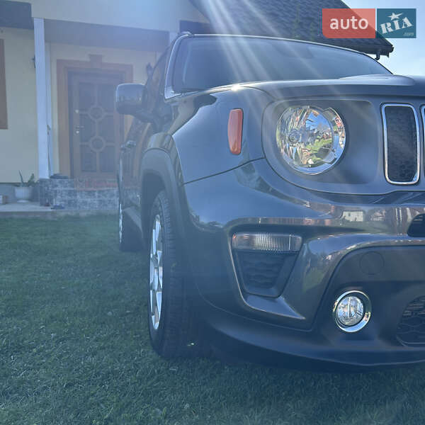 Позашляховик / Кросовер Jeep Renegade 2019 в Яремчі