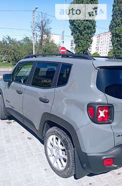 Внедорожник / Кроссовер Jeep Renegade 2020 в Хмельницком