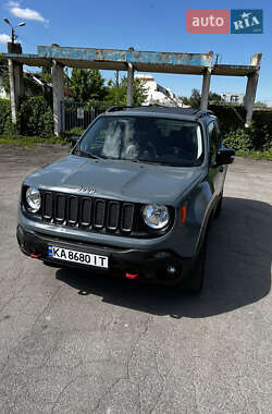 Внедорожник / Кроссовер Jeep Renegade 2015 в Броварах