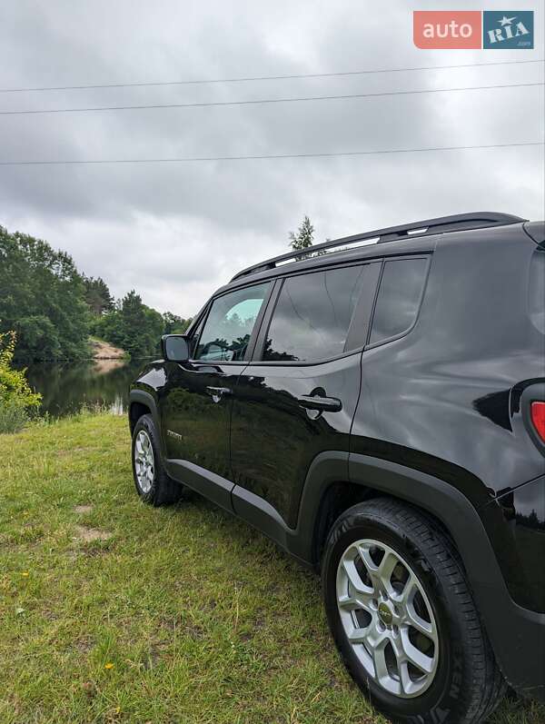 Позашляховик / Кросовер Jeep Renegade 2015 в Києві