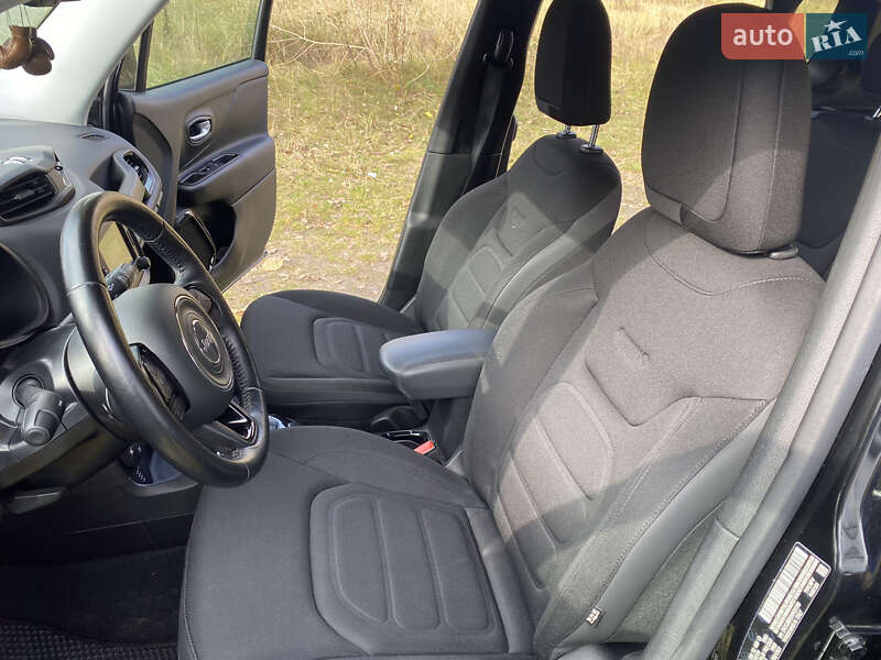 Позашляховик / Кросовер Jeep Renegade 2017 в Полтаві