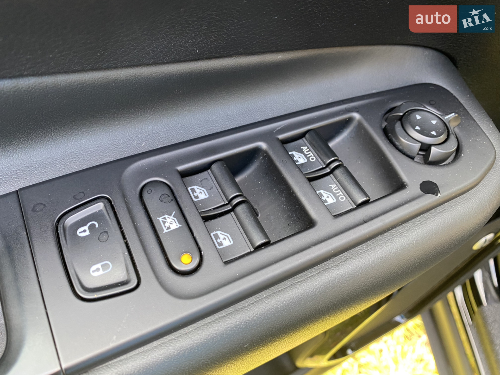 2017 Jeep Renegade - мініатюра 22