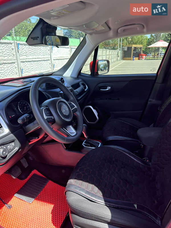 Внедорожник / Кроссовер Jeep Renegade 2018 в Кривом Роге