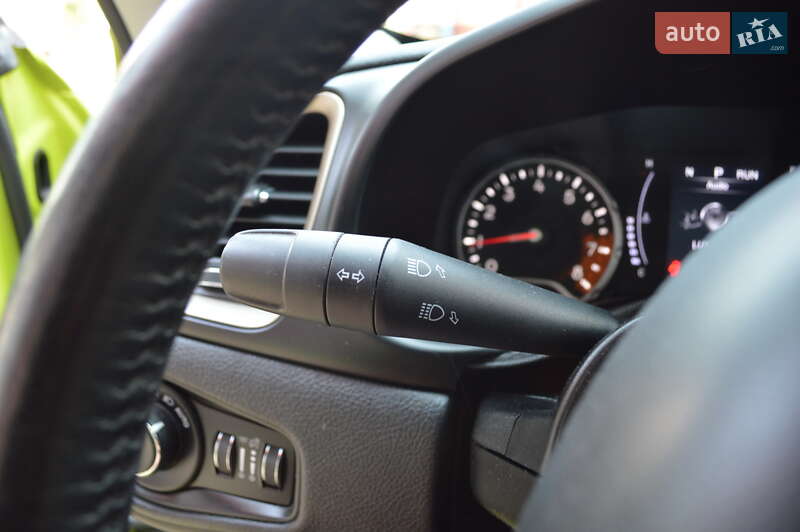 Позашляховик / Кросовер Jeep Renegade 2017 в Львові