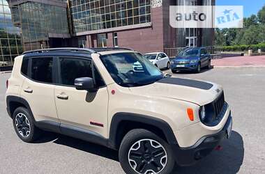 Позашляховик / Кросовер Jeep Renegade 2015 в Києві