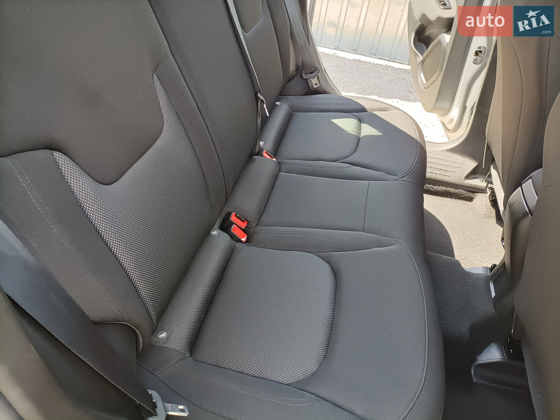 2021 Jeep Renegade - мініатюра 34