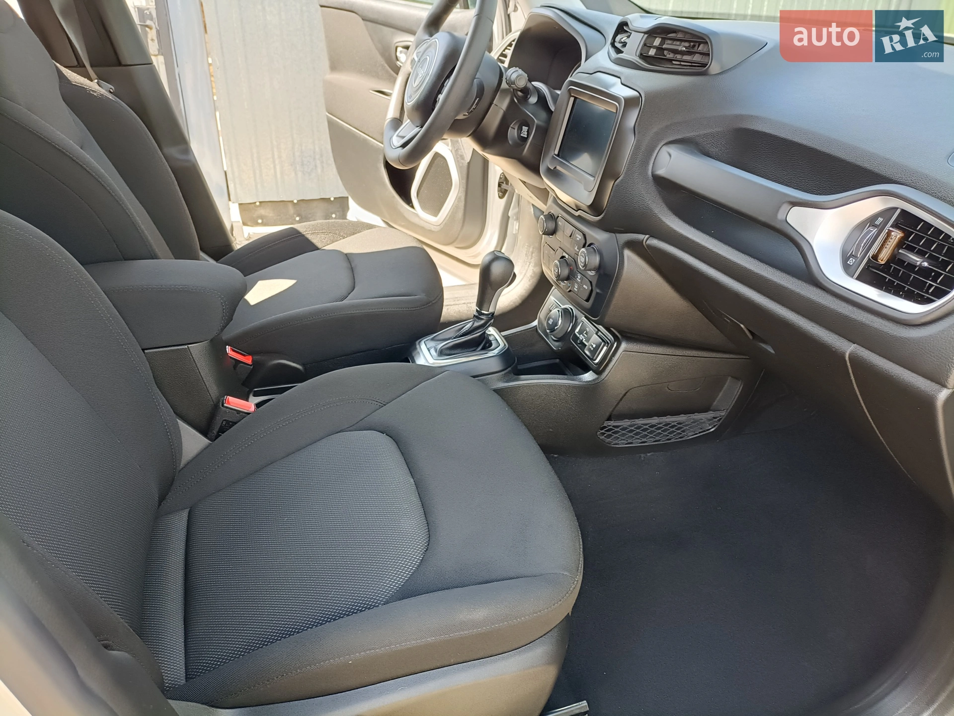 2021 Jeep Renegade - мініатюра 36