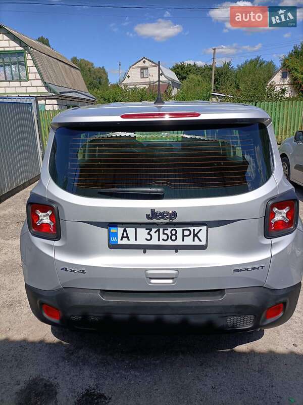 Позашляховик / Кросовер Jeep Renegade 2021 в Василькові