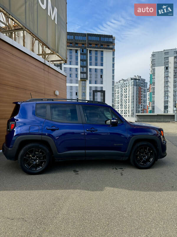 Позашляховик / Кросовер Jeep Renegade 2020 в Вишневому