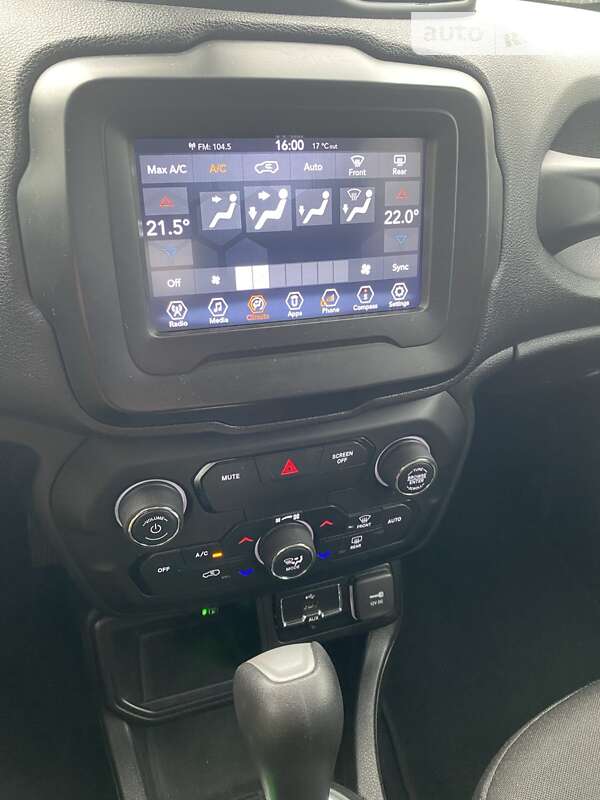 Внедорожник / Кроссовер Jeep Renegade 2020 в Житомире