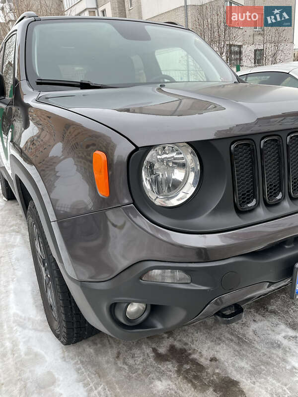 Внедорожник / Кроссовер Jeep Renegade 2018 в Хмельницком