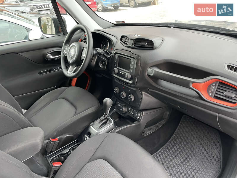 Внедорожник / Кроссовер Jeep Renegade 2018 в Хмельницком