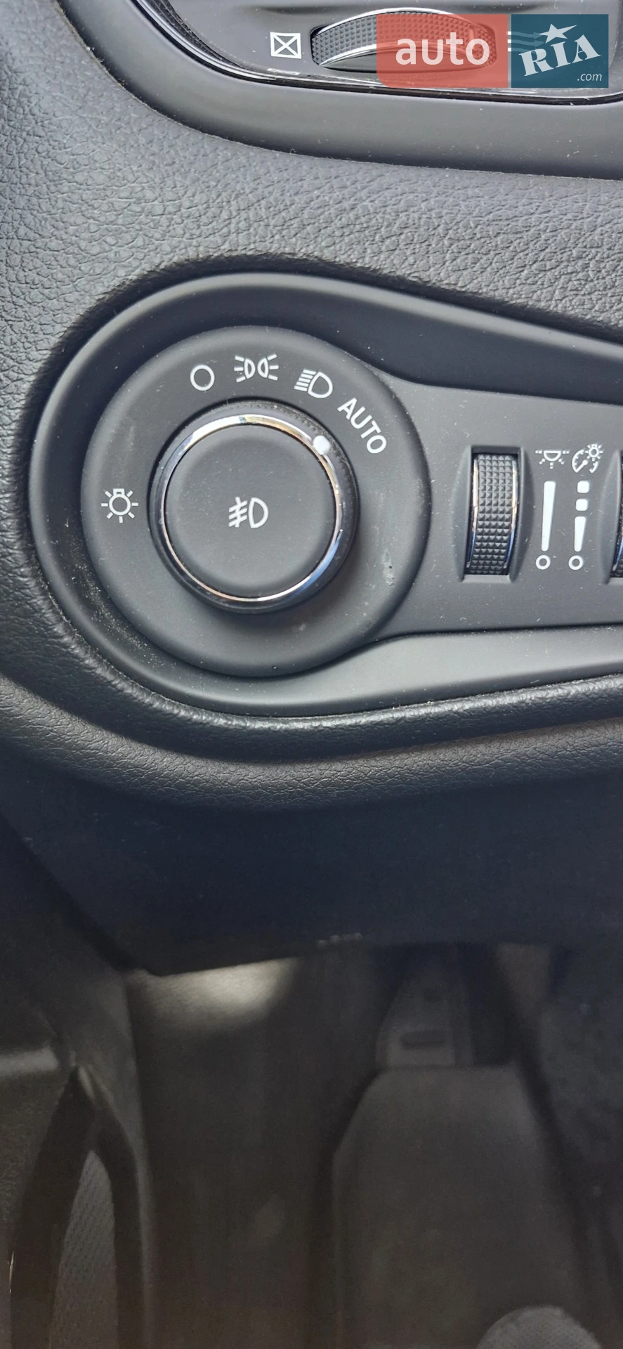 2017 Jeep Renegade - мініатюра 23