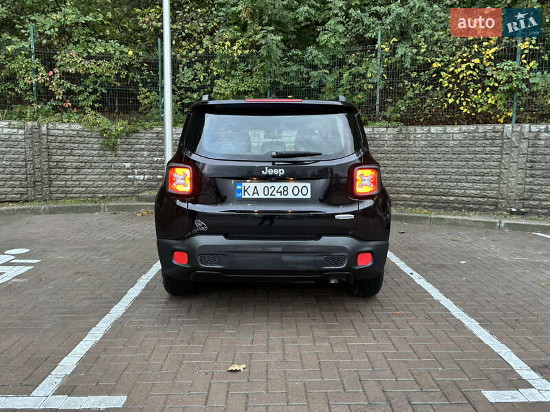 Внедорожник / Кроссовер Jeep Renegade 2015 в Киеве фото 4 Внедорожник / Кроссовер Jeep Renegade 2015 в Киеве