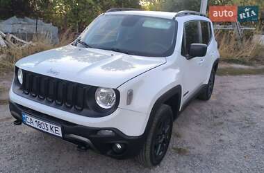 Внедорожник / Кроссовер Jeep Renegade 2018 в 