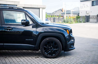 Внедорожник / Кроссовер Jeep Renegade 2017 в Ровно