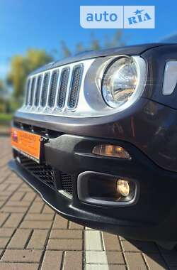 Внедорожник / Кроссовер Jeep Renegade 2016 в Киеве