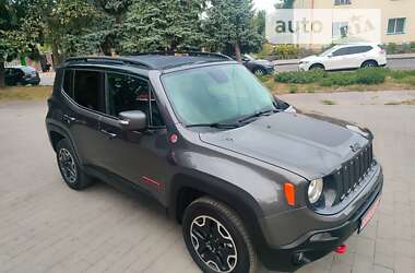 Позашляховик / Кросовер Jeep Renegade 2016 в Дубні