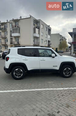 Позашляховик / Кросовер Jeep Renegade 2015 в Ужгороді