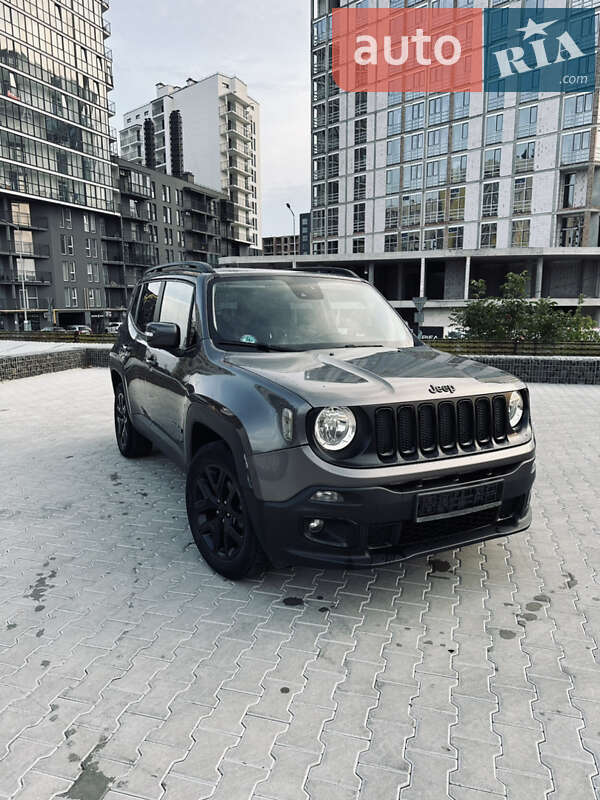 Позашляховик / Кросовер Jeep Renegade 2015 в Львові