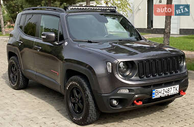 Внедорожник / Кроссовер Jeep Renegade 2016 в Одессе