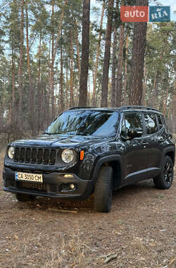 Внедорожник / Кроссовер Jeep Renegade 2016 в Черкассах