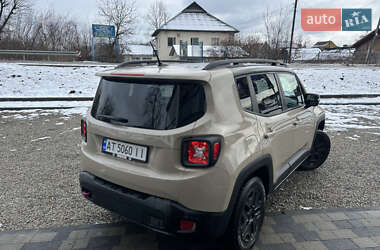 Внедорожник / Кроссовер Jeep Renegade 2016 в Ивано-Франковске