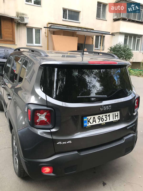Внедорожник / Кроссовер Jeep Renegade 2017 в Киеве