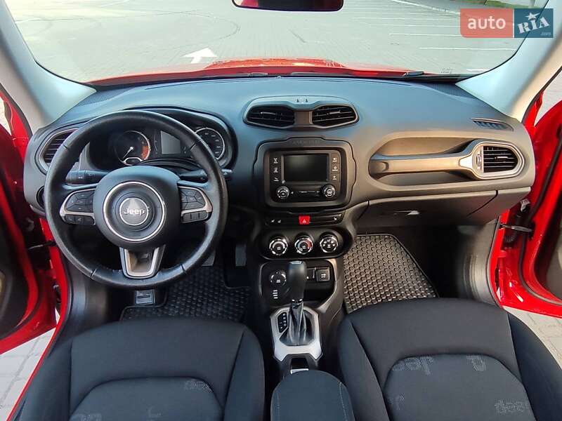 Внедорожник / Кроссовер Jeep Renegade 2017 в Одессе