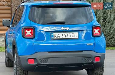 Позашляховик / Кросовер Jeep Renegade 2015 в 