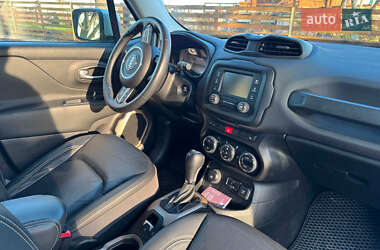 Внедорожник / Кроссовер Jeep Renegade 2015 в Киеве