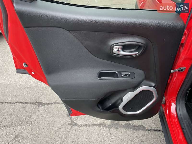 Внедорожник / Кроссовер Jeep Renegade 2018 в Одессе фото 16 Внедорожник / Кроссовер Jeep Renegade 2018 в Одессе