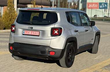 Внедорожник / Кроссовер Jeep Renegade 2016 в Львове