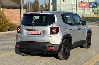 Внедорожник / Кроссовер Jeep Renegade 2016 в Львове