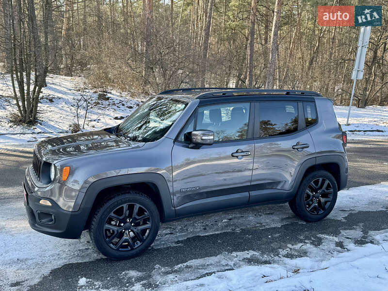 Внедорожник / Кроссовер Jeep Renegade 2016 в Киеве