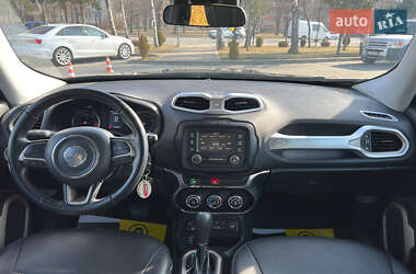 Позашляховик / Кросовер Jeep Renegade 2015 в 