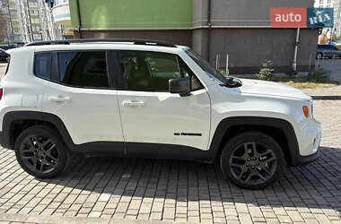 Позашляховик / Кросовер Jeep Renegade 2021 в 