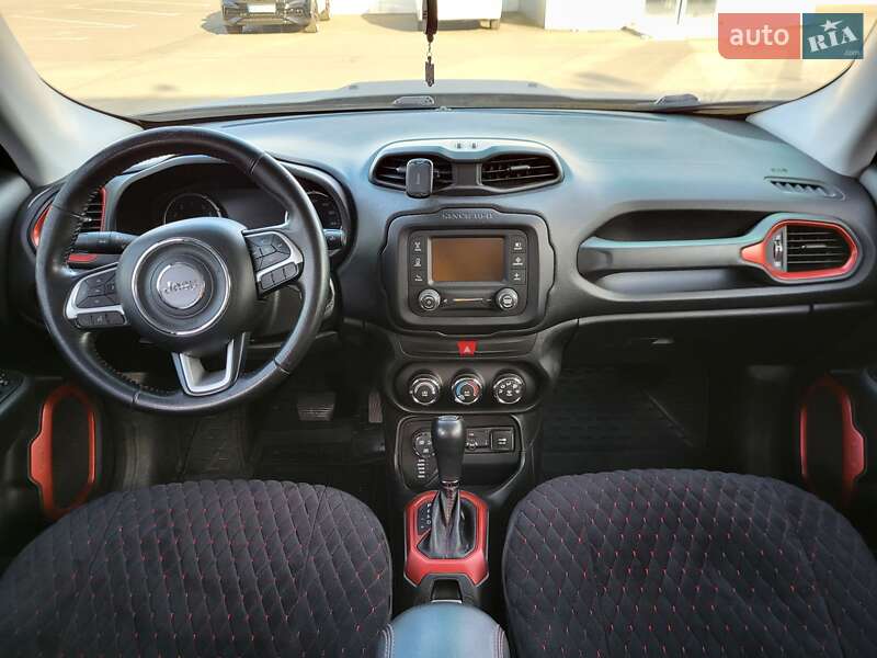 Позашляховик / Кросовер Jeep Renegade 2016 в Києві
