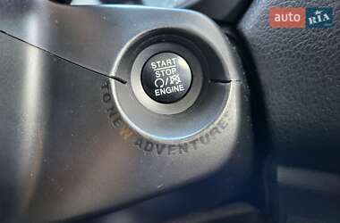 Внедорожник / Кроссовер Jeep Renegade 2016 в 