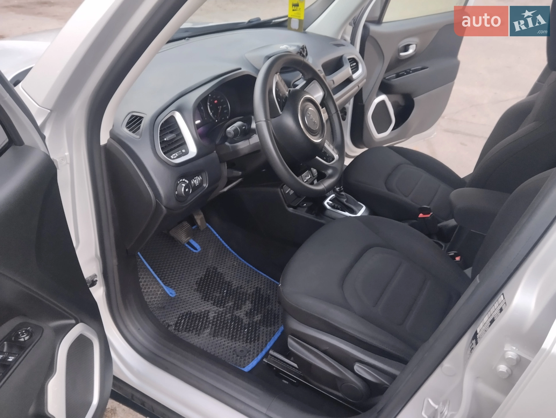 2019 Jeep Renegade - мініатюра 11