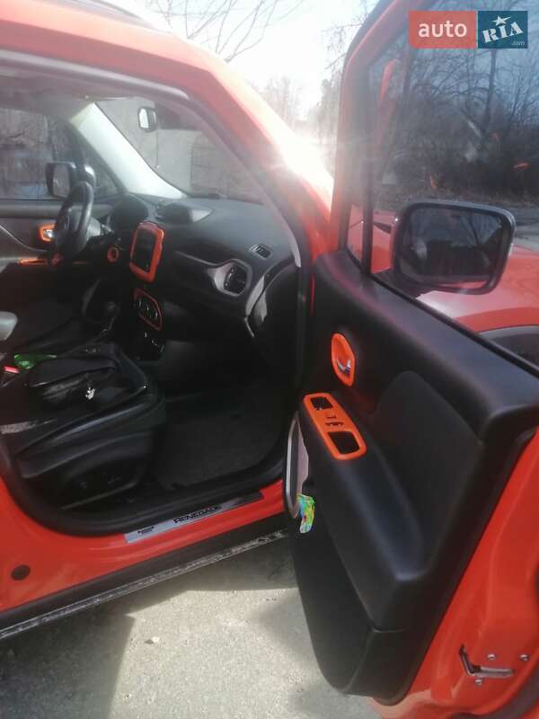 Позашляховик / Кросовер Jeep Renegade 2017 в Києві