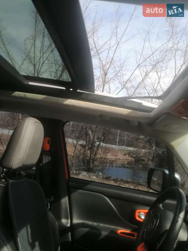 Позашляховик / Кросовер Jeep Renegade 2017 в Києві