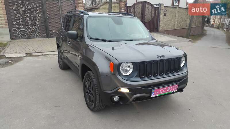 Внедорожник / Кроссовер Jeep Renegade 2018 в Дубно