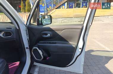 Внедорожник / Кроссовер Jeep Renegade 2017 в 