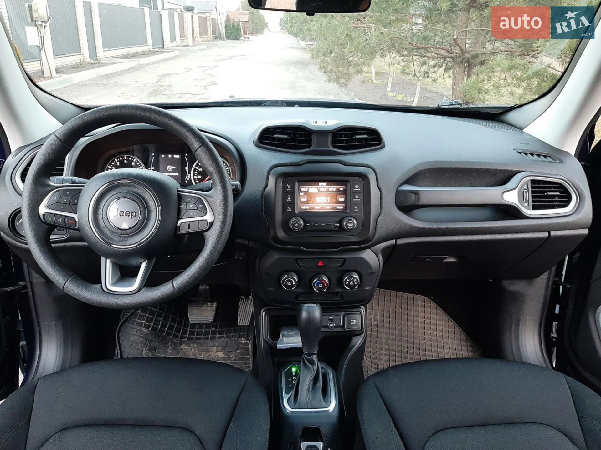 2020 Jeep Renegade - мініатюра 19
