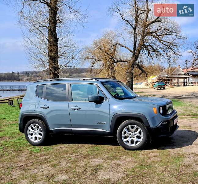 Внедорожник / Кроссовер Jeep Renegade 2018 в Валках