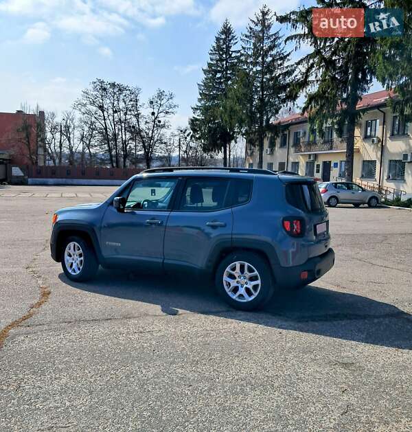 Внедорожник / Кроссовер Jeep Renegade 2018 в Валках