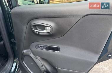 Внедорожник / Кроссовер Jeep Renegade 2020 в 